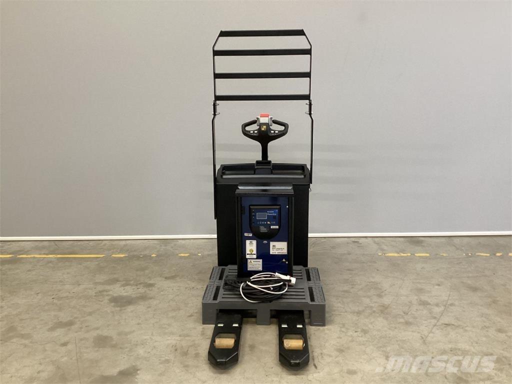 Hyster P2.0 手推堆垛车