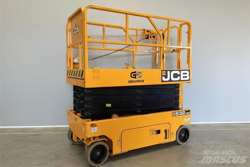 JCB S3246E 剪叉式升降机