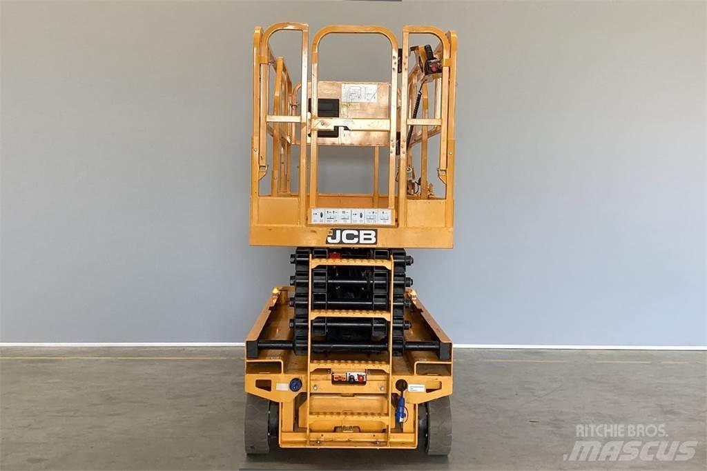 JCB S3246E 剪叉式升降机