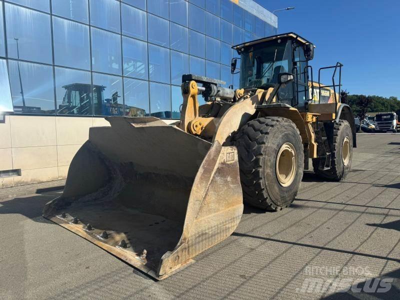 CAT 966M 轮式装载机