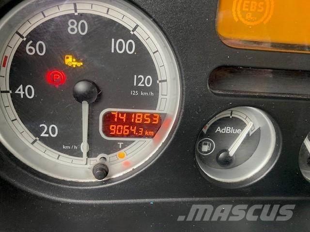 DAF XF105 460 牵引车