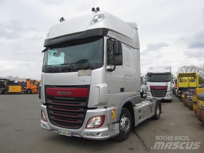 DAF XF105 510 牵引车
