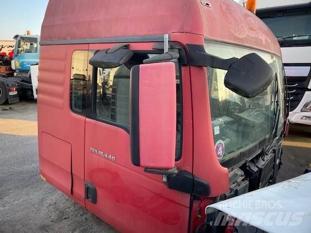 MAN TGX 驾驶室与内部