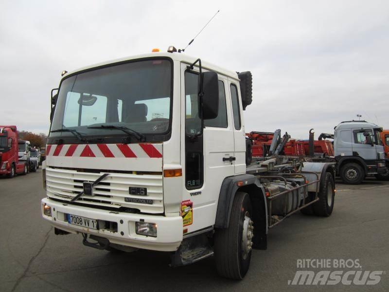 Volvo FL6 19 可拆卸式卡车