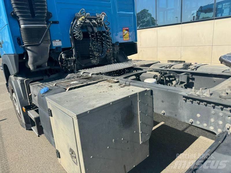 Volvo FMX 450 牵引车