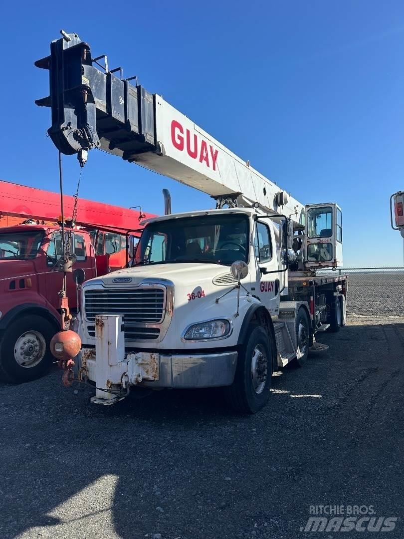 Altec AC38-127S 起重车