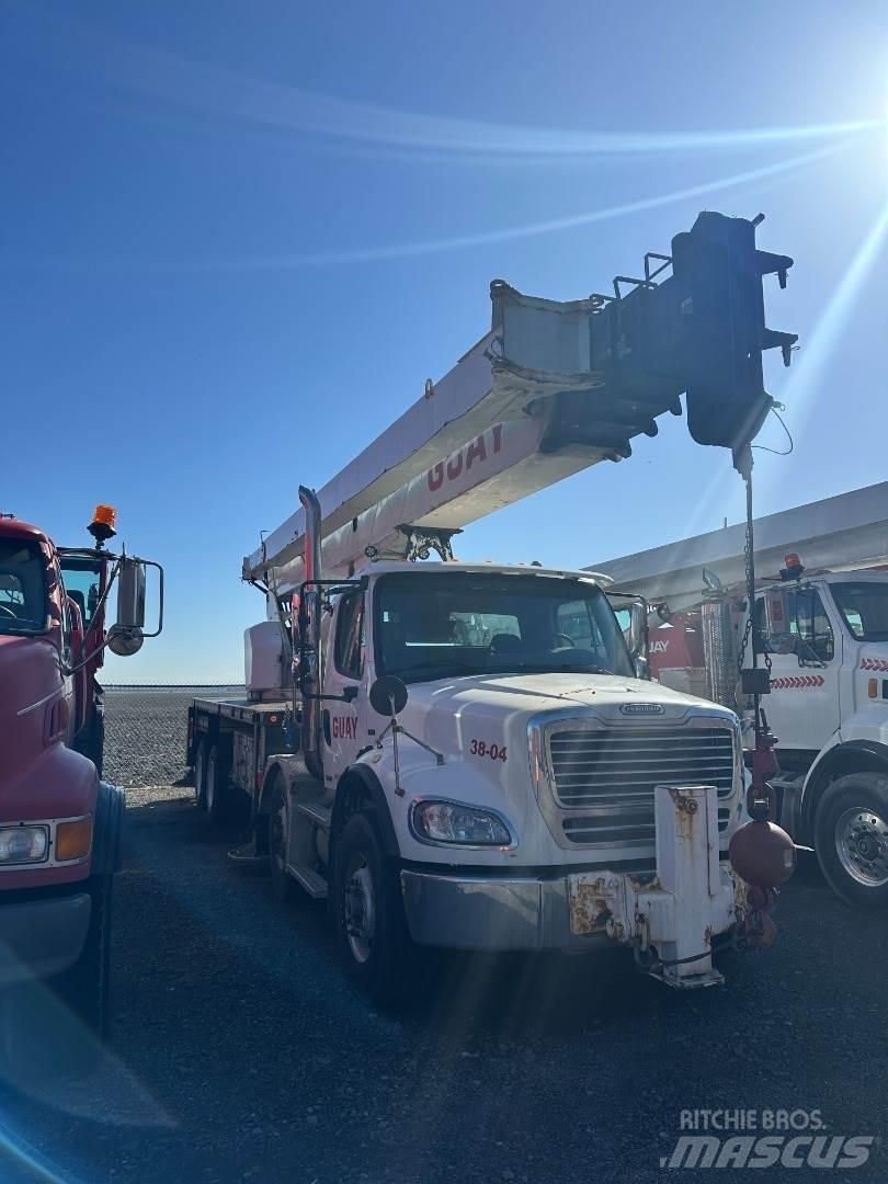 Altec AC38-127S 起重车