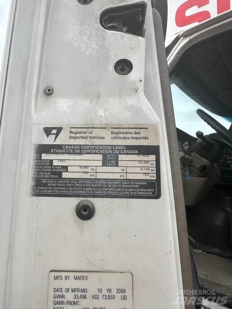 Manitex 38124 SHL 起重车