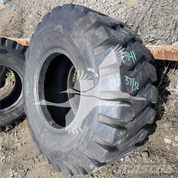 JCB 20.5X25 轮胎、车轮和轮圈