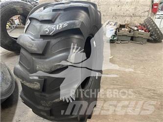 Titan 21LR24 轮胎、车轮和轮圈