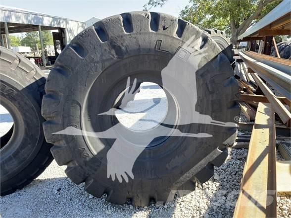 Titan 29.5x25 轮胎、车轮和轮圈