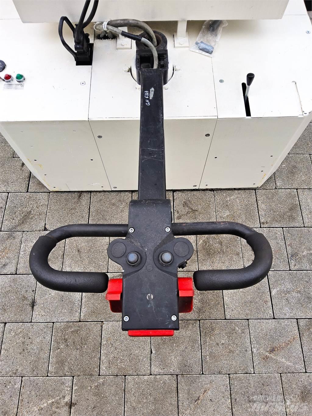 Baka FGY 3000 手推堆垛车