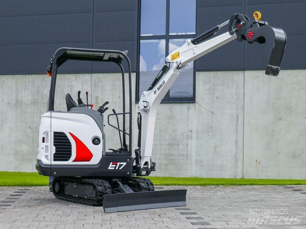 Bobcat E17 小型挖掘机