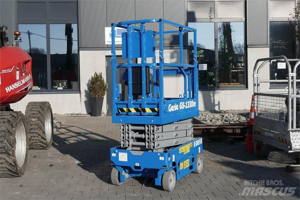 Genie GS 1330 剪叉式升降机