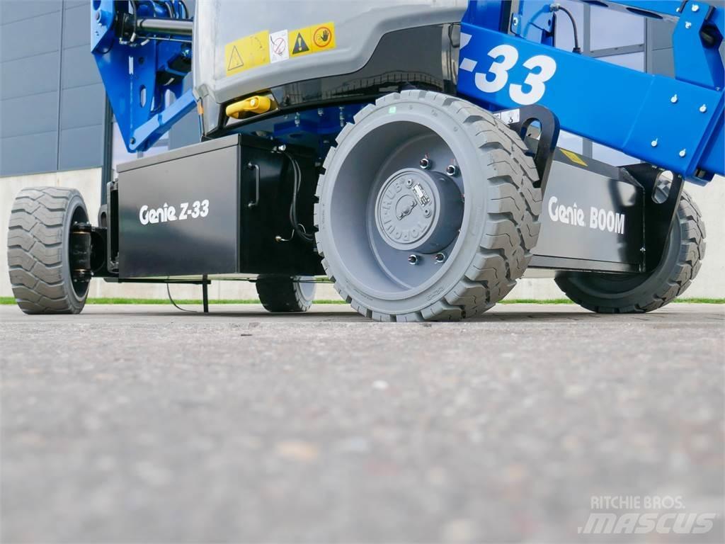 Genie Z-33/18 曲臂高空工作平台