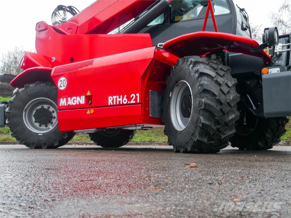Magni RTH 6.21 伸缩臂叉装车|叉装车