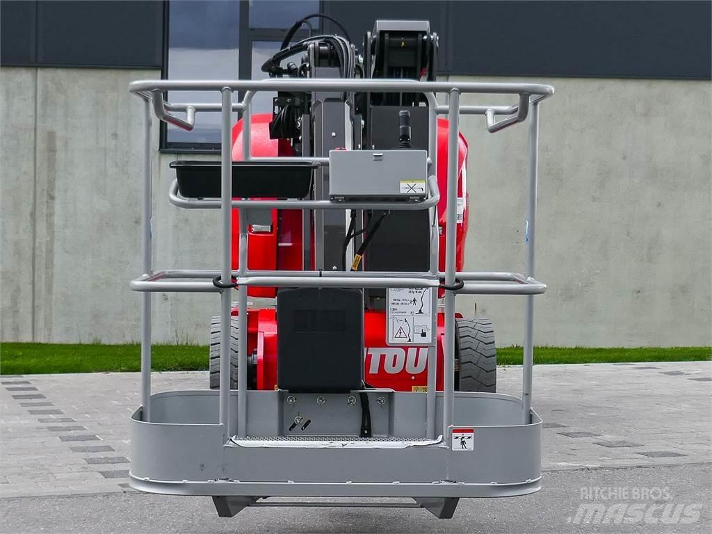 Manitou 150 AETJC 曲臂高空工作平台