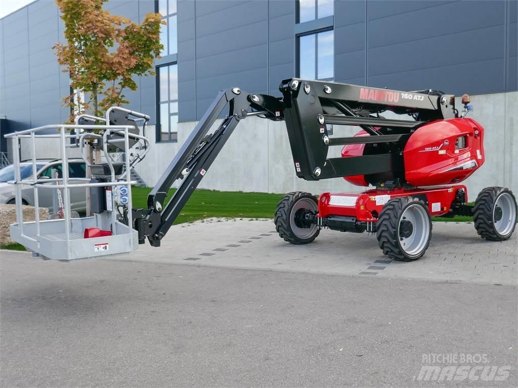 Manitou 160 ATJ 曲臂高空工作平台