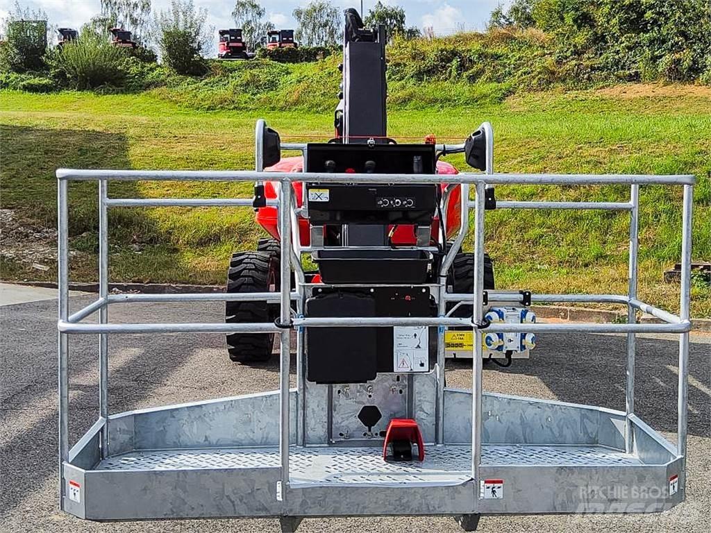 Manitou 200 ATJ 曲臂高空工作平台