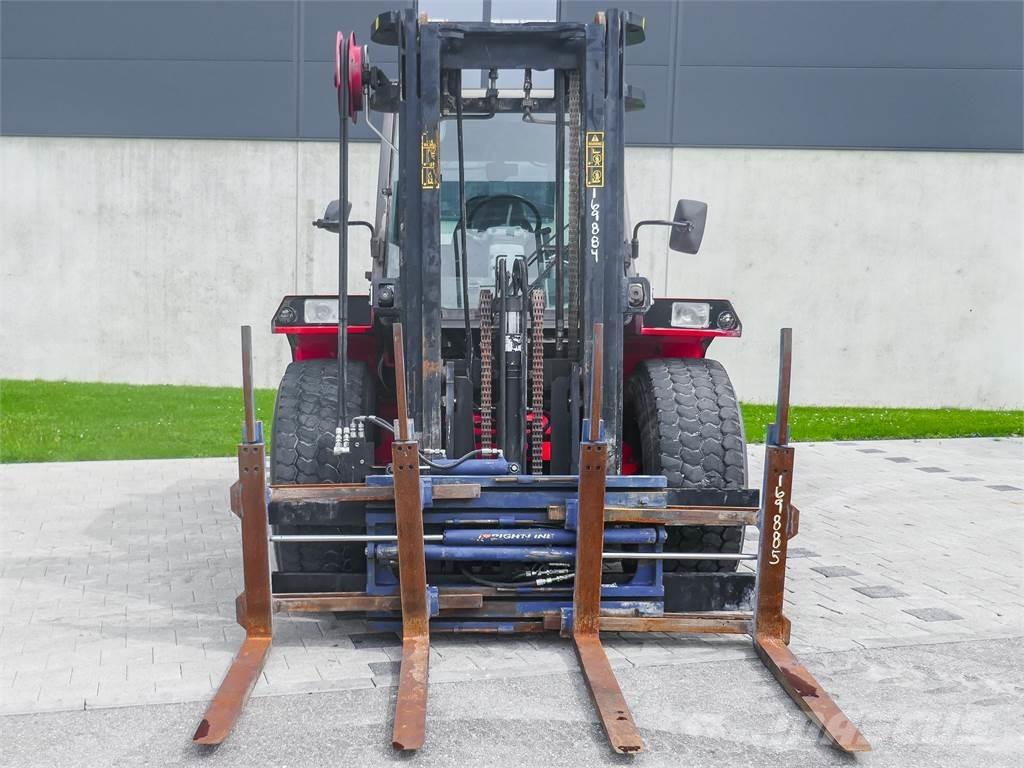 Manitou M 40-4 越野叉车|叉装车