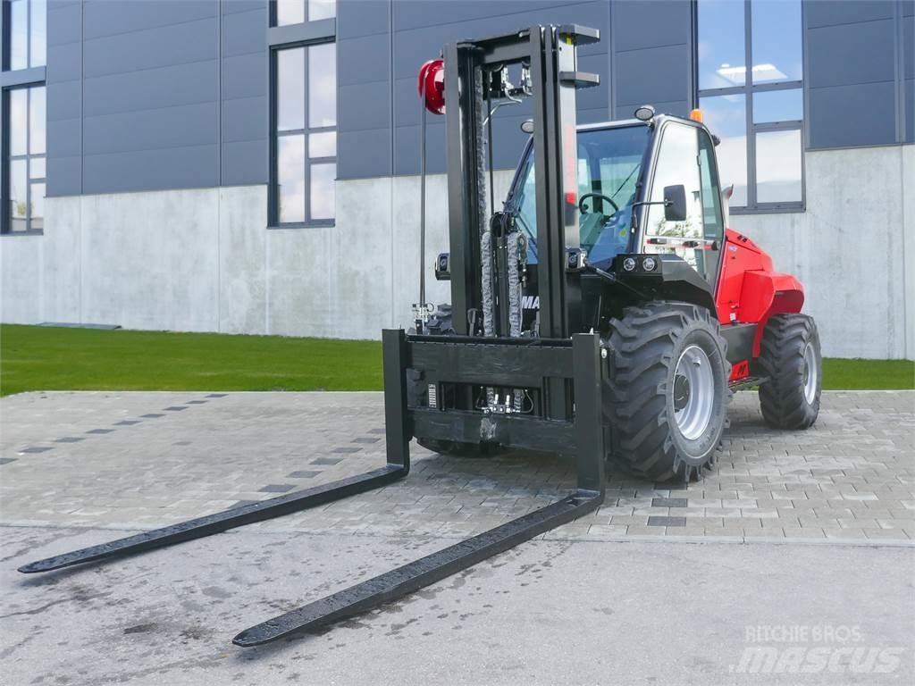 Manitou M 50-4 越野叉车|叉装车