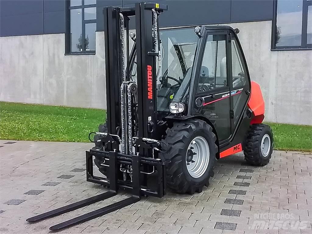 Manitou MC 25-4 越野叉车|叉装车