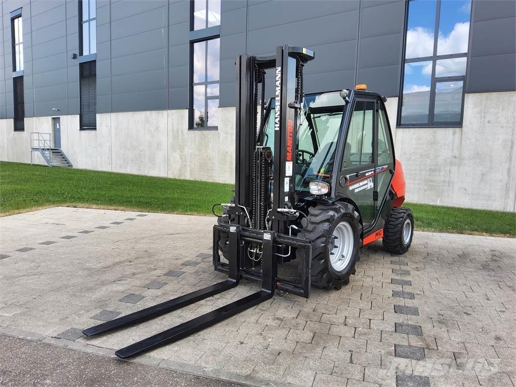 Manitou MC 30-4 越野叉车|叉装车
