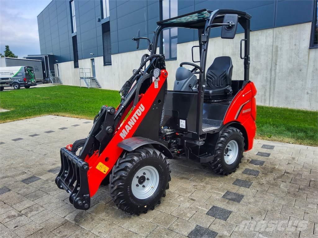 Manitou MLA 2-25H 小型挖掘机