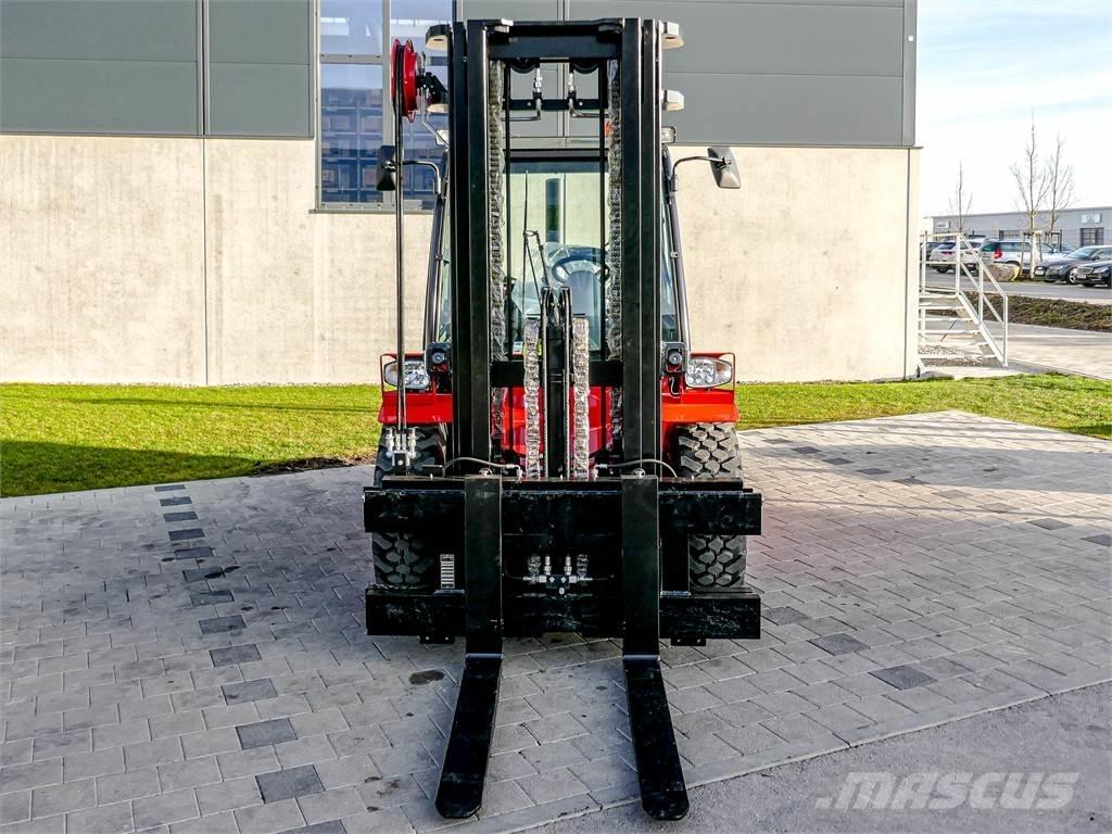 Manitou MSI 50 越野叉车|叉装车