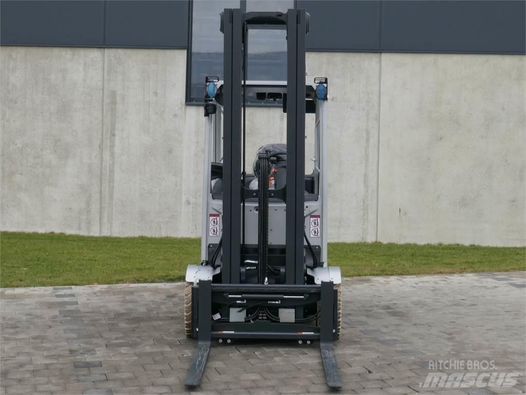 Still RX 60-25 电动叉车