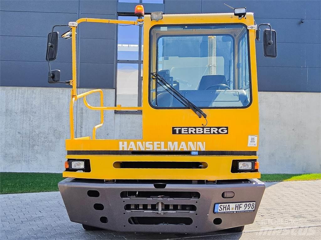 Terberg YT 222 码头牵引车