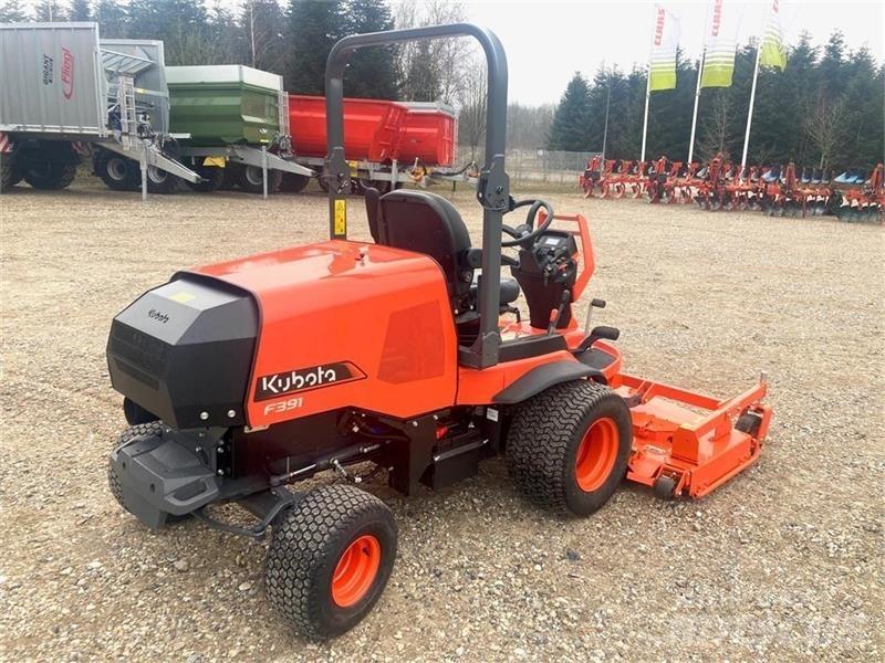 Kubota F-391 工具车