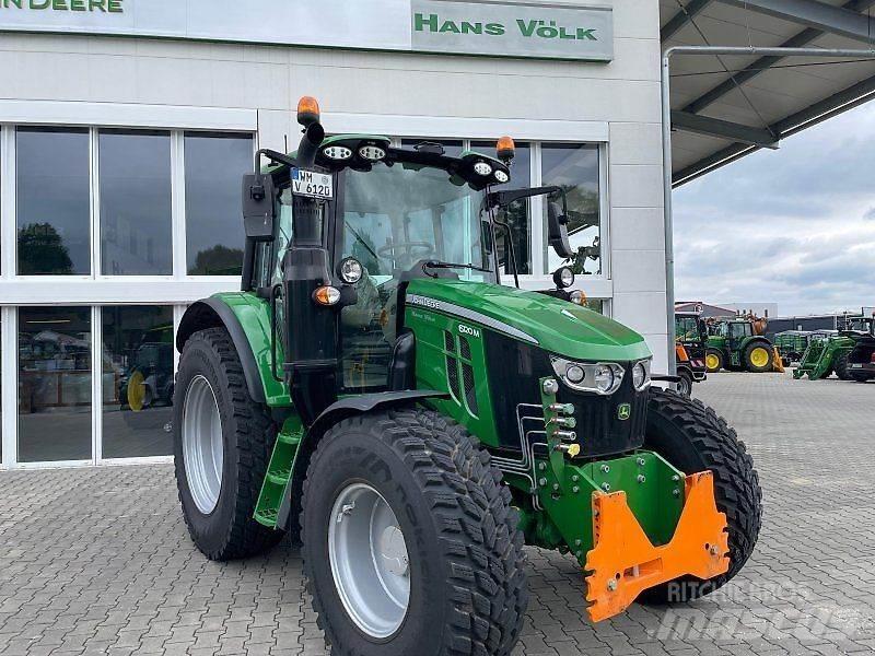 John Deere 6120M 拖拉机/农用车