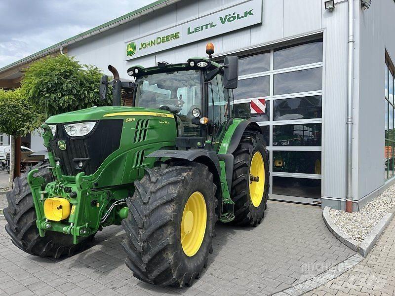 John Deere 6215R 拖拉机/农用车
