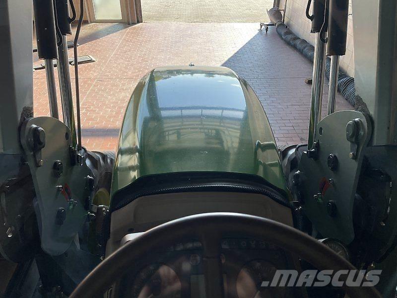 John Deere 6320 拖拉机/农用车