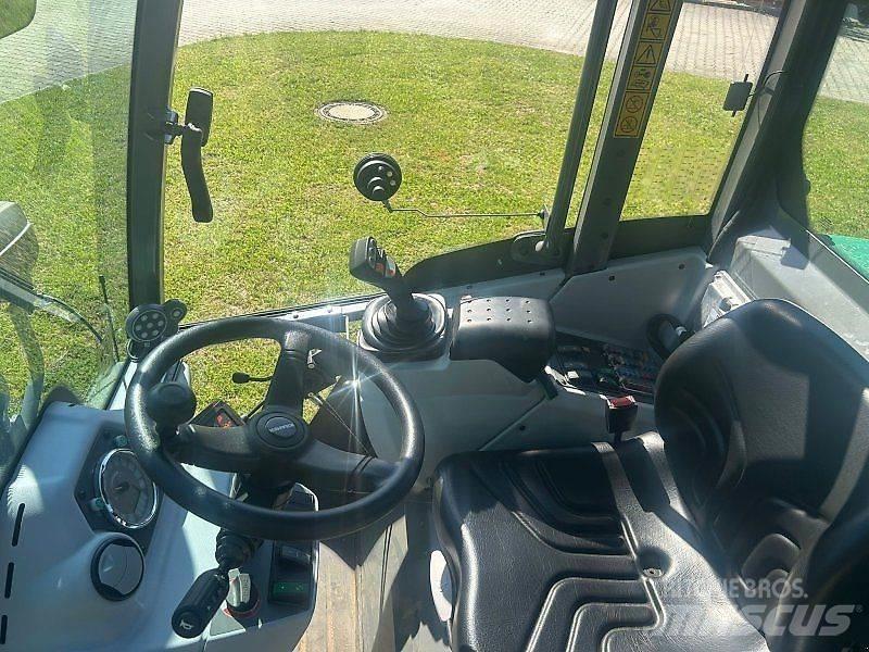 Kramer KL 25.5 T 伸缩臂叉装车|叉装车