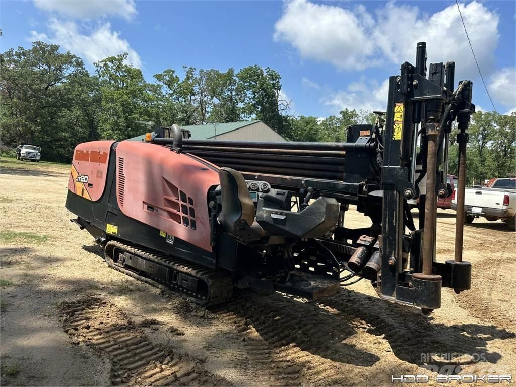 Ditch Witch JT20 水平定向钻井设备