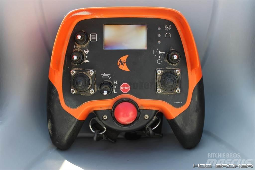 Ditch Witch JT24 水平定向钻井设备