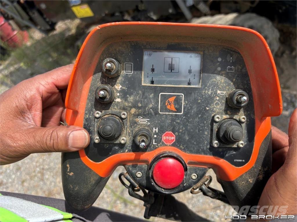Ditch Witch JT24 水平定向钻井设备