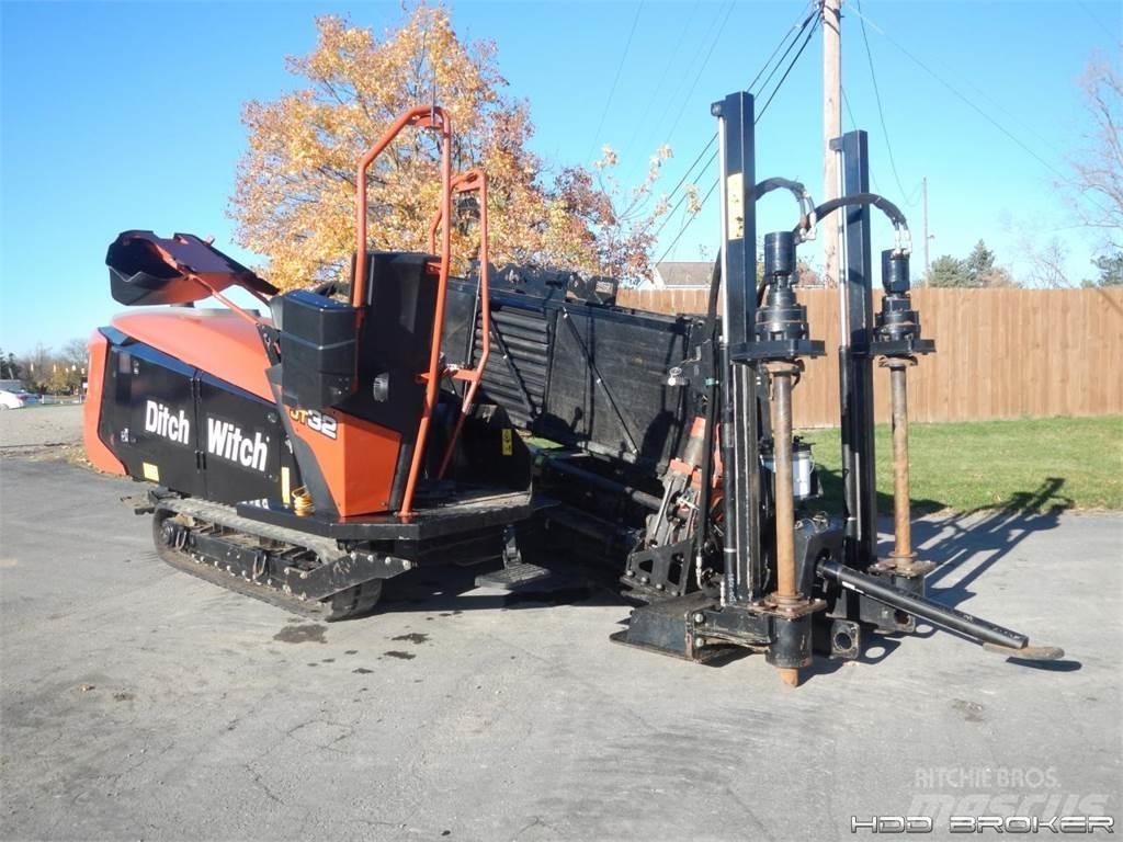Ditch Witch JT32 水平定向钻井设备