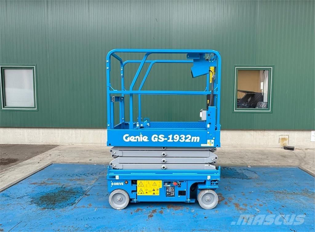 Genie GS-1932m E-Drive 剪叉式升降机