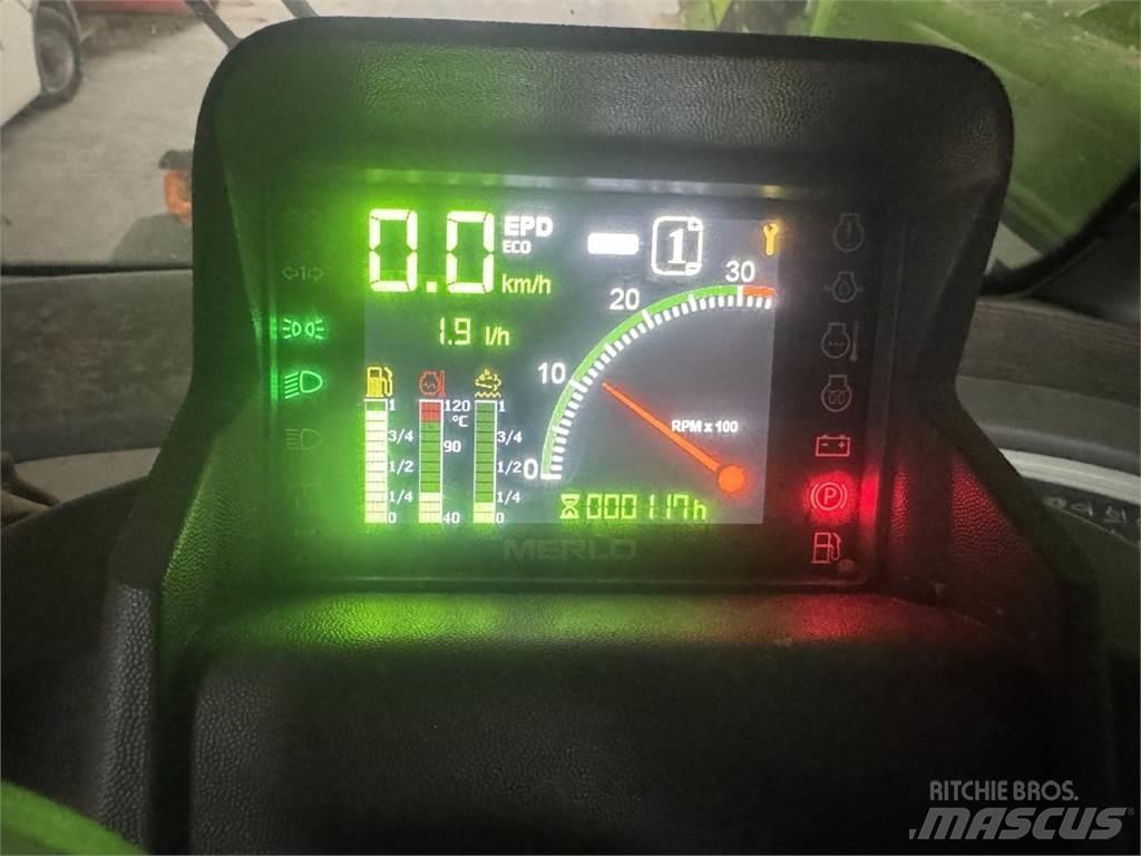 Merlo TF38.10 TT-136 伸缩臂叉装车|叉装车