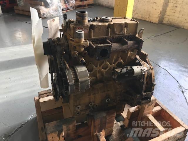 CAT 3024 发动机