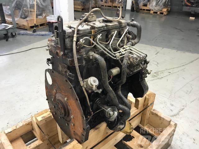CAT 3024C 发动机