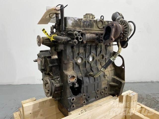 CAT 3024C 发动机