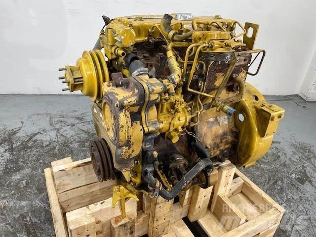 CAT 3054 发动机