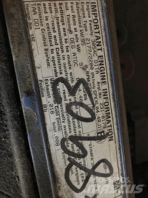 CAT 3054 发动机