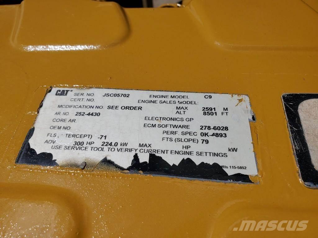 CAT C-9 发动机