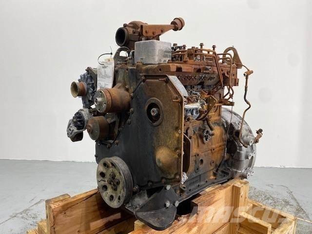 Cummins B4.5 发动机