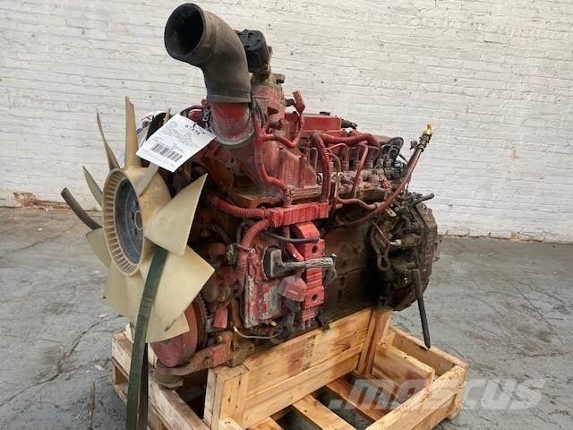 Cummins ISB6.7 发动机